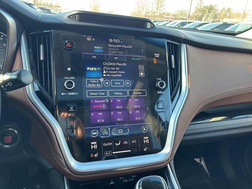 2021 Subaru Outback Touring XT