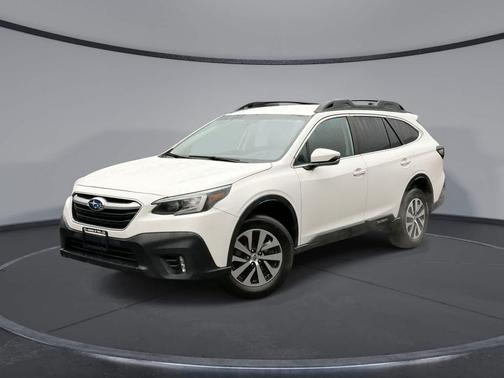 Crystal White Pearl 2021 Subaru Outback Premium