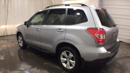 Ice Silver Metallic 2016 Subaru Forester 2.5i Premium