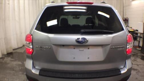 Ice Silver Metallic 2016 Subaru Forester 2.5i Premium