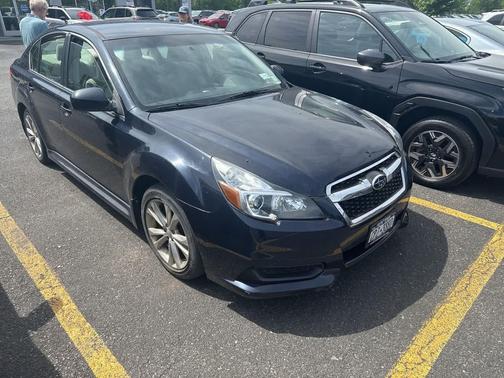Deep Indigo Pearl 2013 Subaru Legacy Premium