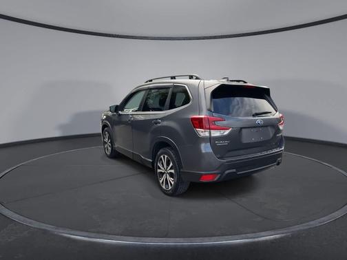 Magnetite Gray Metallic 2022 Subaru Forester Limited