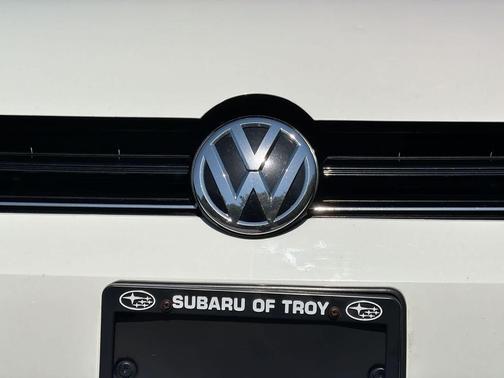 Pure White 2017 Volkswagen Golf TSI S 4-Door