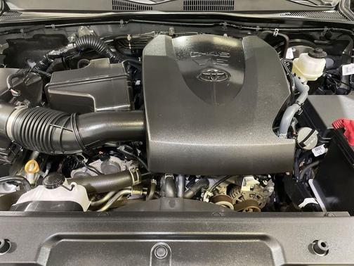 2020 Toyota Tacoma SR