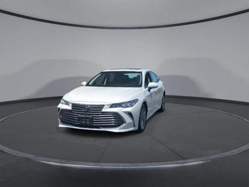 2022 Toyota Avalon XLE