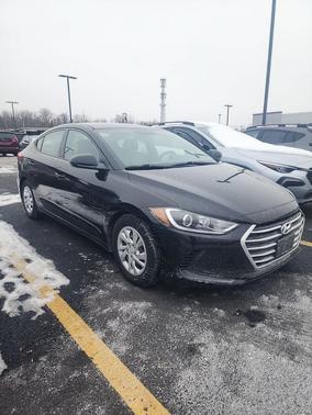 2018 Hyundai ELANTRA SE