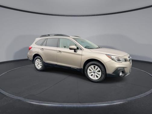 Tungsten Metallic 2019 Subaru Outback 2.5i Premium