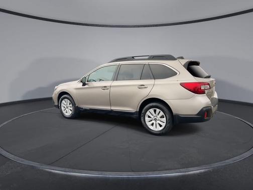 Tungsten Metallic 2019 Subaru Outback 2.5i Premium