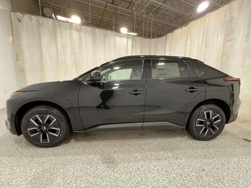 Astro Black Mica 2026 Subaru Solterra Premium