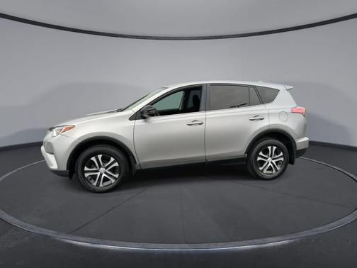 Silver Sky Metallic 2018 Toyota RAV4 LE