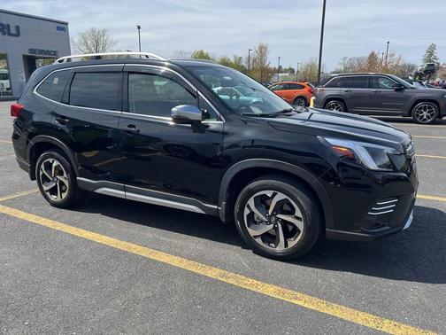 Crystal Black Silica 2023 Subaru Forester Touring
