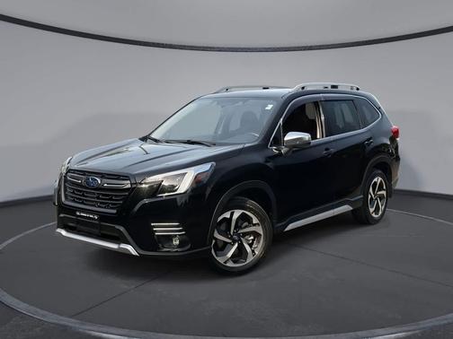 Crystal Black Silica 2023 Subaru Forester Touring
