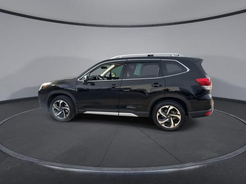 Crystal Black Silica 2023 Subaru Forester Touring