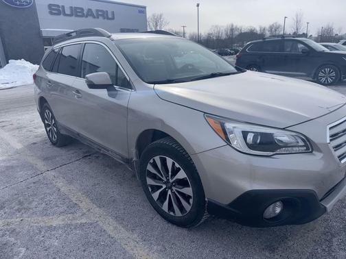 Tungsten Metallic 2017 Subaru Outback 2.5i Limited