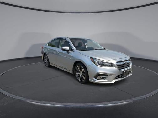 Ice Silver Metallic 2019 Subaru Legacy Limited