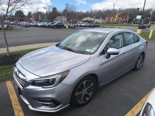 Ice Silver Metallic 2019 Subaru Legacy Limited