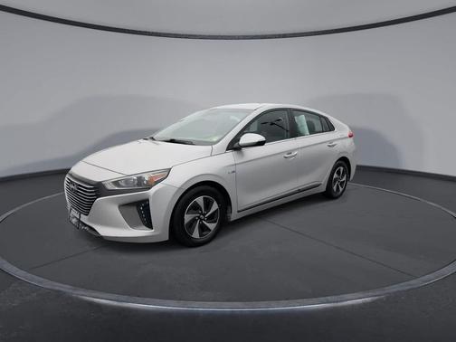 2017 Hyundai IONIQ Hybrid SEL