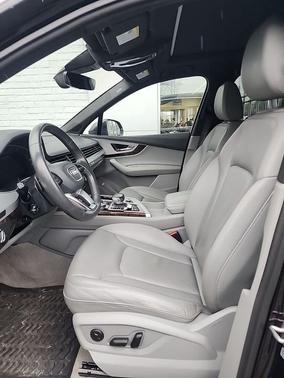 2019 Audi Q7 45 Premium Plus