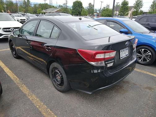 Crystal Black Silica 2018 Subaru Impreza 2.0i