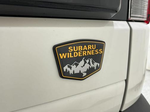 Crystal White Pearl 2026 Subaru Outback Wilderness