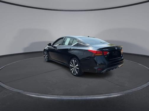 Super Black 2020 Nissan Altima SR Intelligent AWD