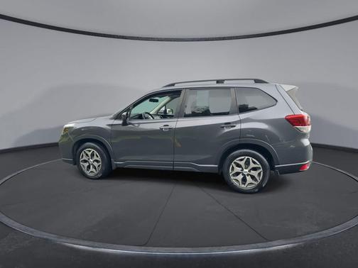 Magnetite Gray Metallic 2021 Subaru Forester Premium