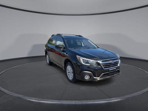 Crystal Black Silica 2018 Subaru Outback 2.5i Premium
