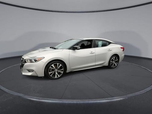 Brilliant Silver 2018 Nissan Maxima 3.5 SL