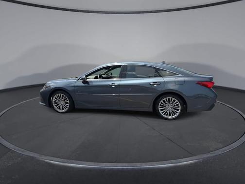 Harbor Gray Metallic 2022 Toyota Avalon Limited