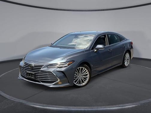 Harbor Gray Metallic 2022 Toyota Avalon Limited
