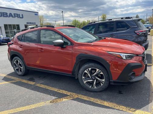 Sun Blaze Pearl 2024 Subaru Crosstrek Premium