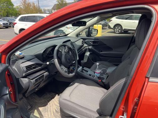 Sun Blaze Pearl 2024 Subaru Crosstrek Premium