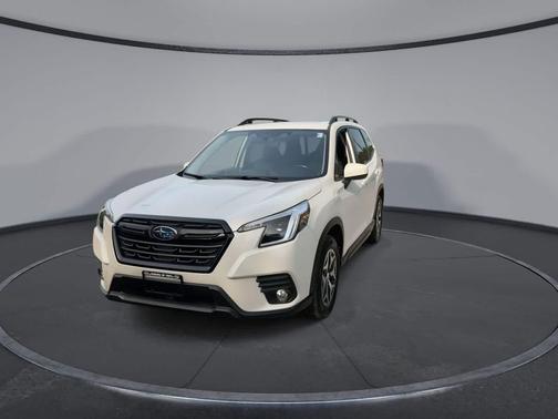 Crystal White Pearl 2023 Subaru Forester Premium