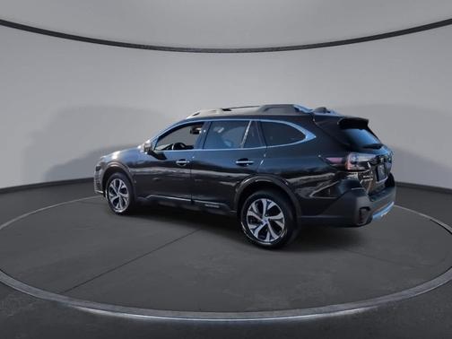 2022 Subaru Outback Touring XT