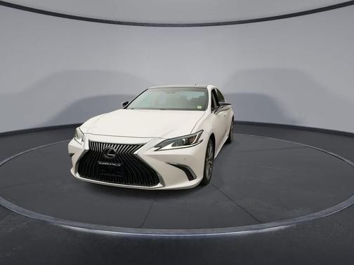 Eminent White Pearl 2021 Lexus ES 350 Base