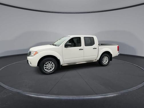 Glacier White 2018 Nissan Frontier SV