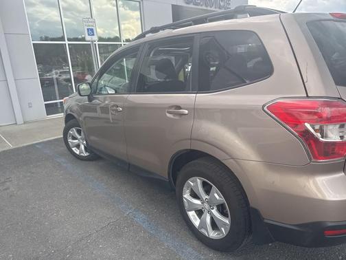 Burnished Bronze Metallic 2015 Subaru Forester 2.5i Premium
