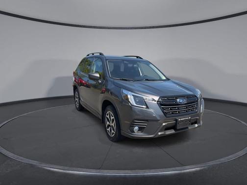 Magnetite Gray Metallic 2023 Subaru Forester Premium