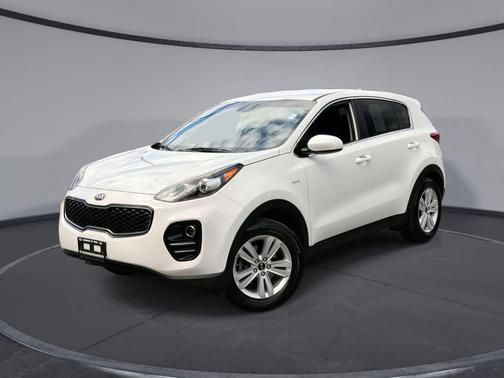 Clear White 2019 Kia Sportage LX