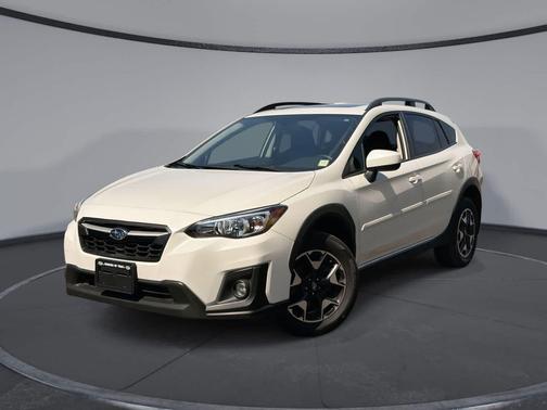 Crystal White Pearl 2019 Subaru Crosstrek 2.0i Premium
