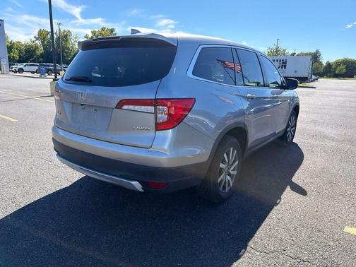 Lunar Silver Metallic 2020 Honda Pilot AWD EX-L
