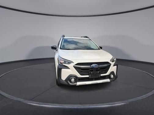 Crystal White Pearl 2024 Subaru Outback Limited