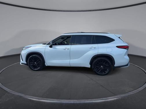 Wind Chill Pearl 2023 Toyota Highlander XSE