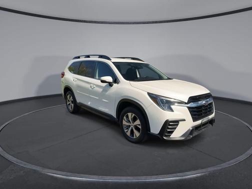 Crystal White Pearl 2023 Subaru Ascent Premium 7-Passenger