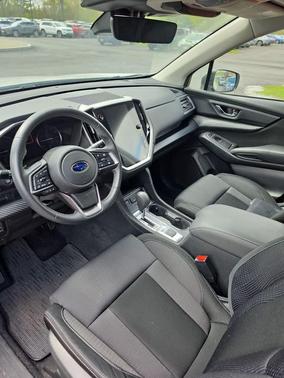 Crystal White Pearl 2023 Subaru Ascent Premium 7-Passenger