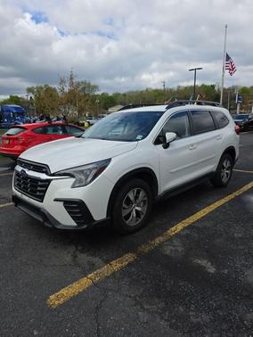 Crystal White Pearl 2023 Subaru Ascent Premium 7-Passenger