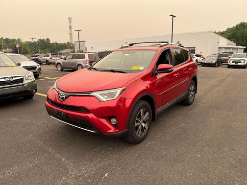 Barcelona Red Metallic 2016 Toyota RAV4 XLE