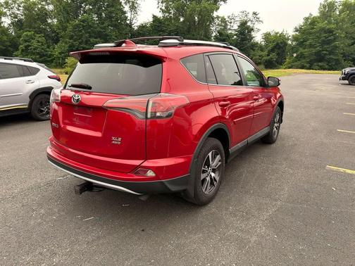 Barcelona Red Metallic 2016 Toyota RAV4 XLE