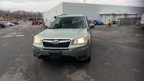 Jasmine Green Metallic 2014 Subaru Forester 2.5i Premium
