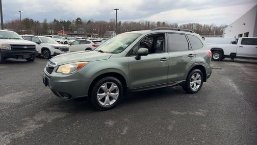 Jasmine Green Metallic 2014 Subaru Forester 2.5i Premium